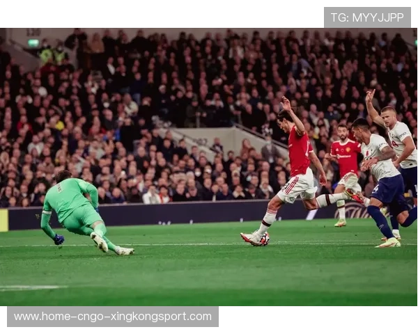 恩昆库接直塞高速带球破门，为球队锁定胜局